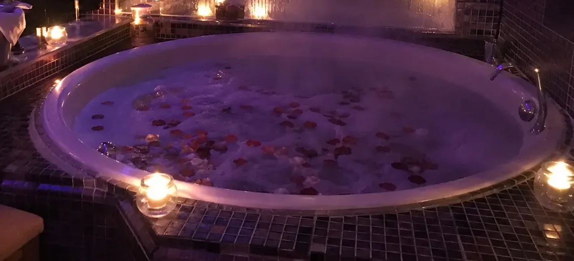Jakuzili vip oda — Lila Spa, Beylikdüzü misafirlerine hizmet veren salon